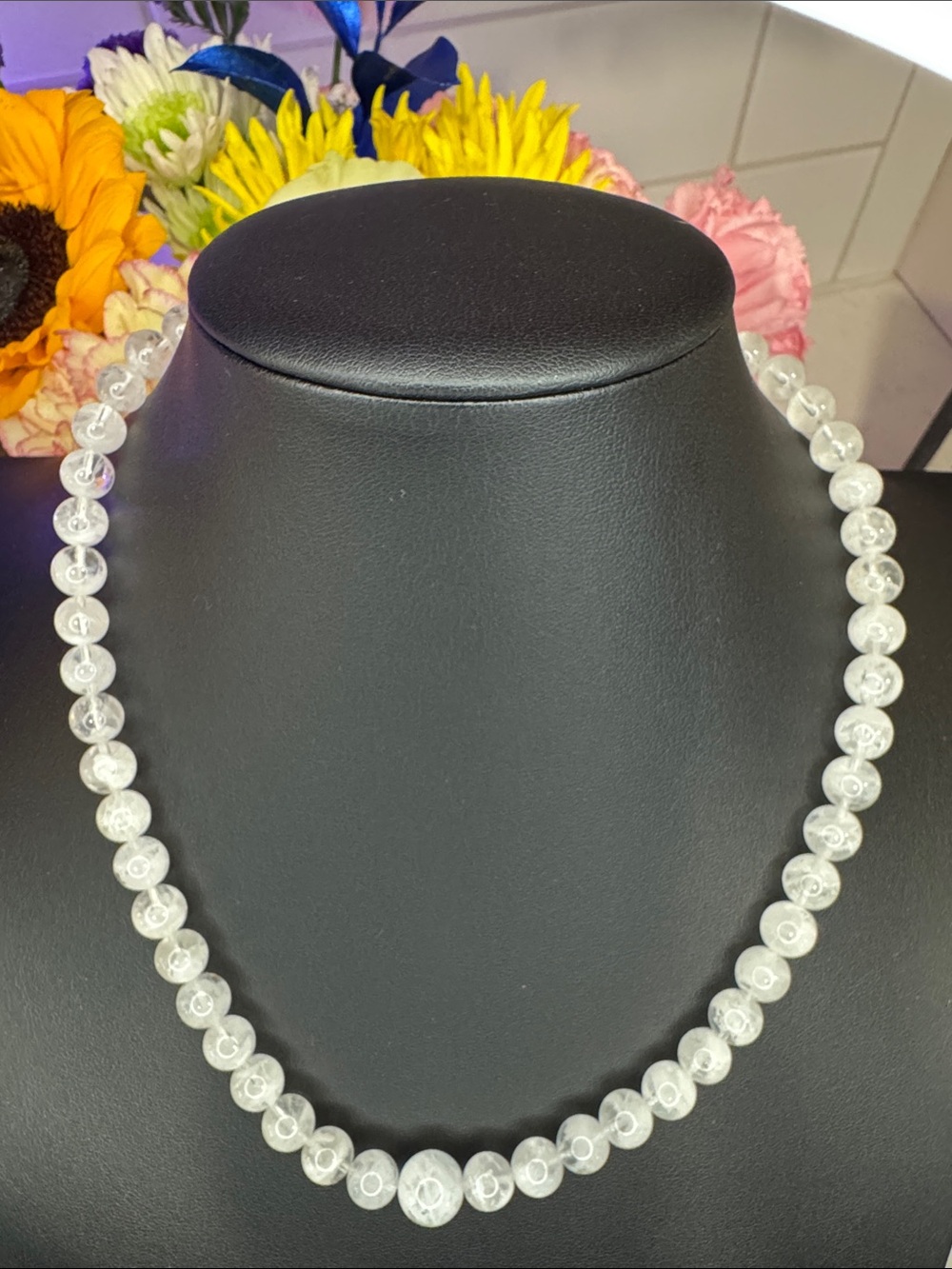 HQ Snowflake Garden Necklace: N2039 - Picture 3 of 7